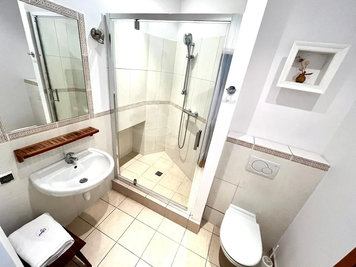 Agapella Apartamenty- Apartament Helska 3 - 250M Form The Beach, Free Parking Sopot Poland
